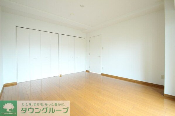 モニュメントスクウェア 弐番館の物件内観写真